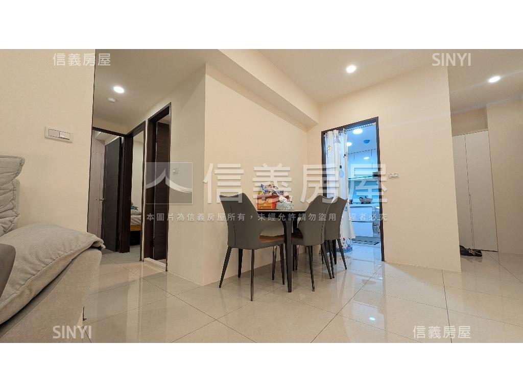 近馬卡龍公園視野美三房房屋室內格局與周邊環境