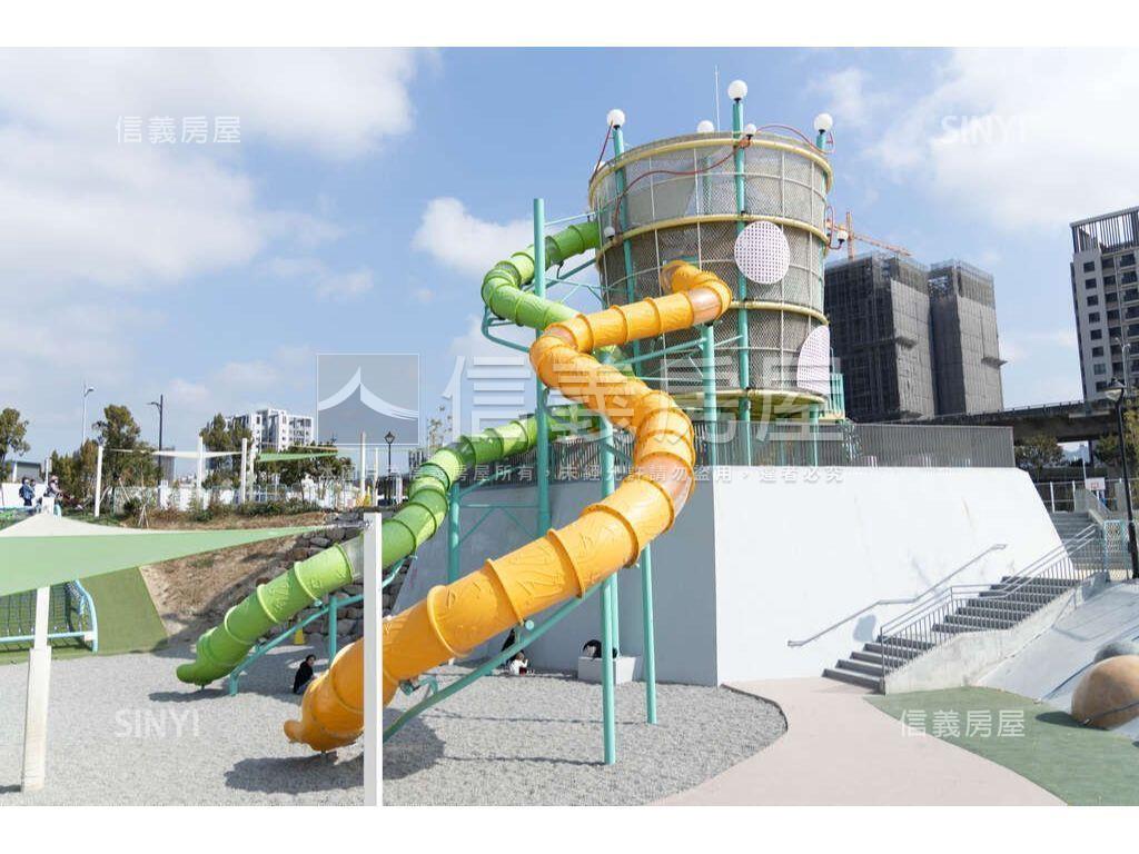 近馬卡龍公園視野美三房房屋室內格局與周邊環境