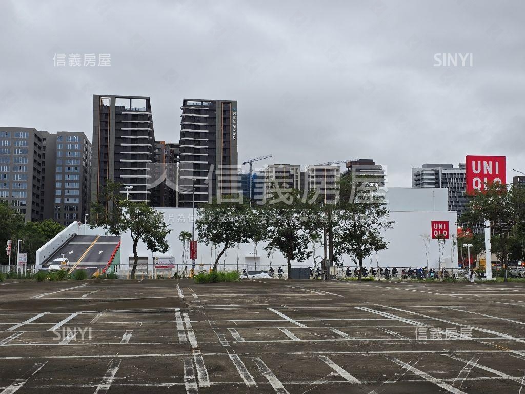 站前亞昕喜徠登１房車位房屋室內格局與周邊環境