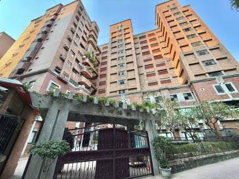 近捷運★文心綠映三房