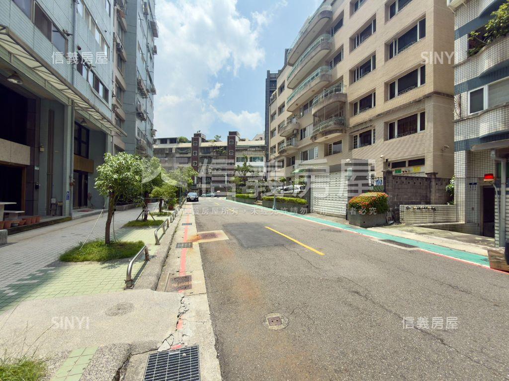 早安大直稀有套房房屋室內格局與周邊環境