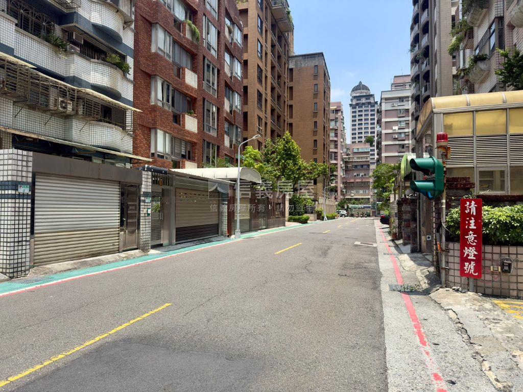 早安大直稀有套房房屋室內格局與周邊環境