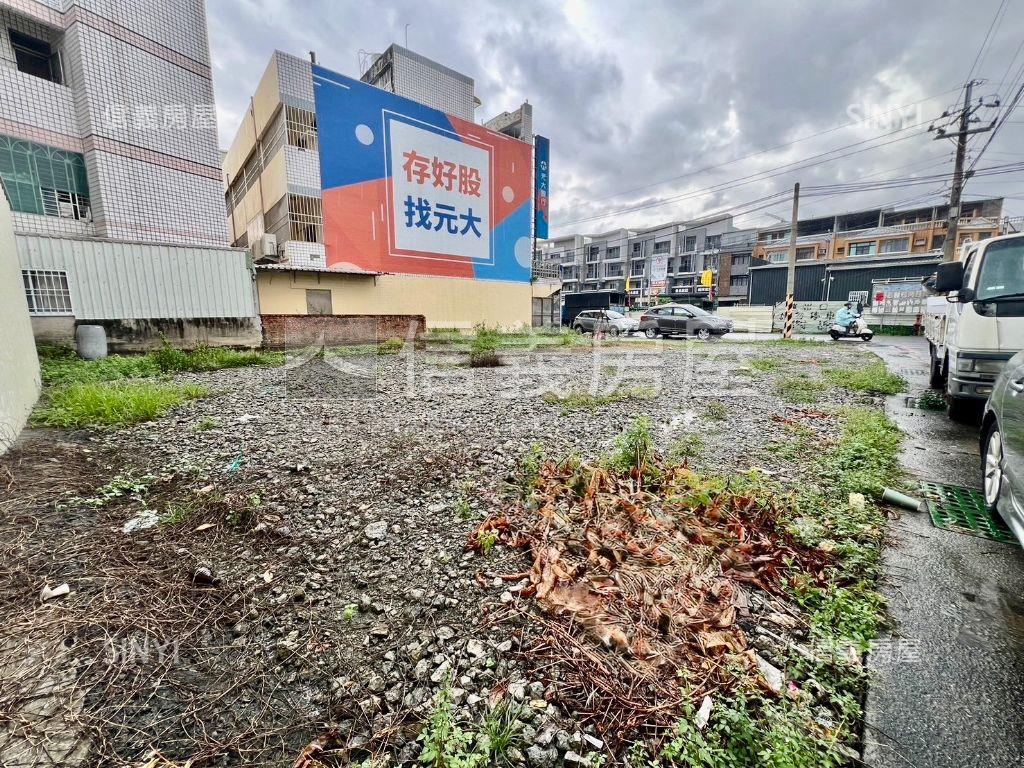 灣裡｜黃金三角窗土地房屋室內格局與周邊環境