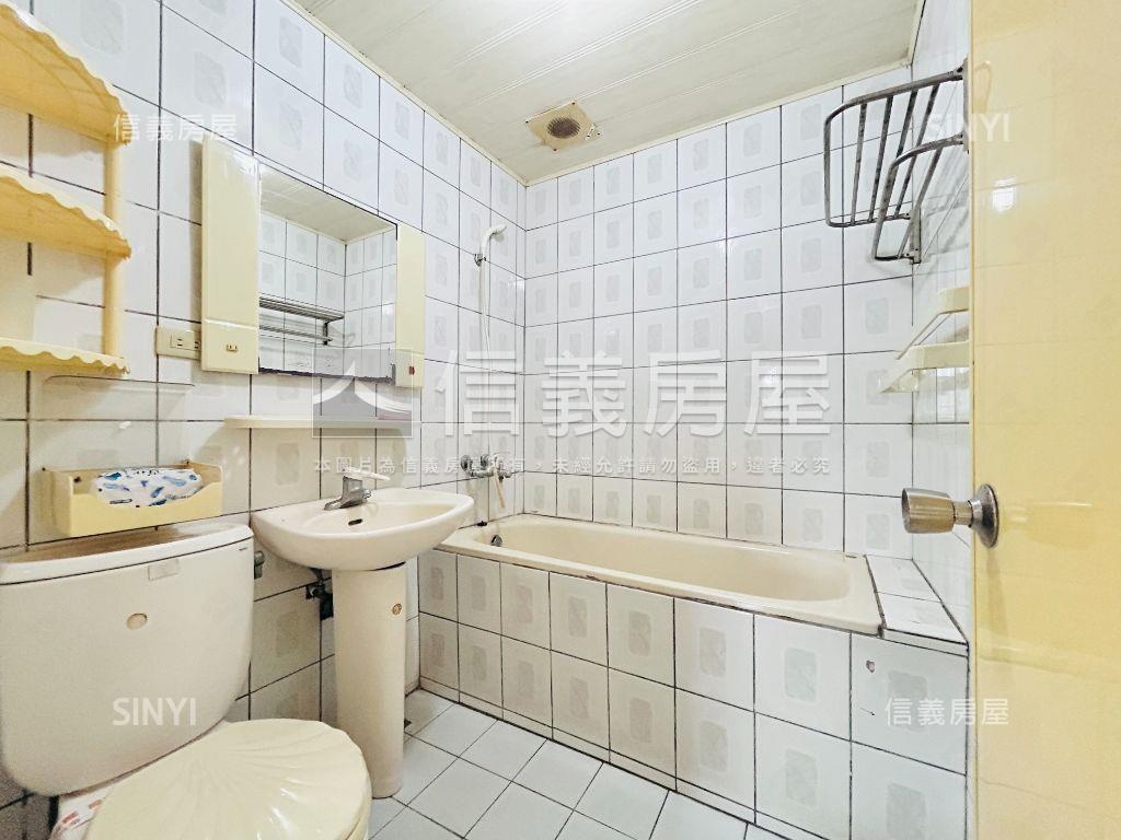 學區低總價四房車位好成家房屋室內格局與周邊環境