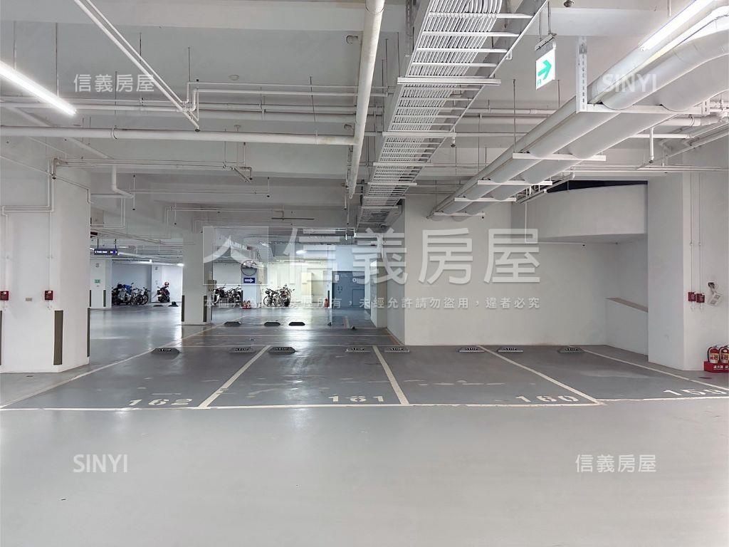 青川之上高樓視野河岸宅２房屋室內格局與周邊環境