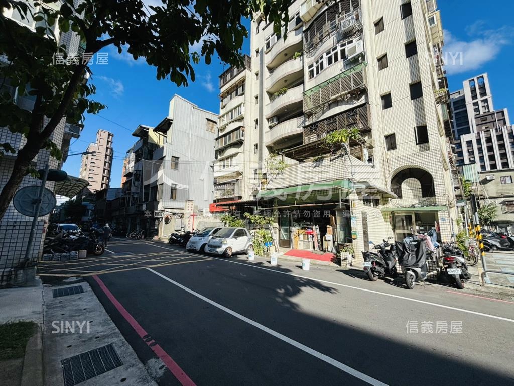 五華街公園旁大空間華廈房屋室內格局與周邊環境