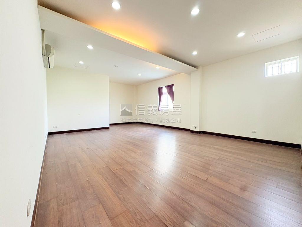茄苳路大地坪附農舍房屋室內格局與周邊環境