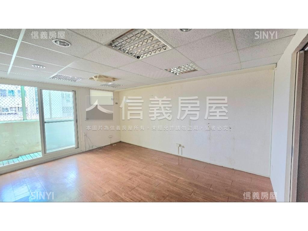 一層一戶獨立衛浴辦公室房屋室內格局與周邊環境