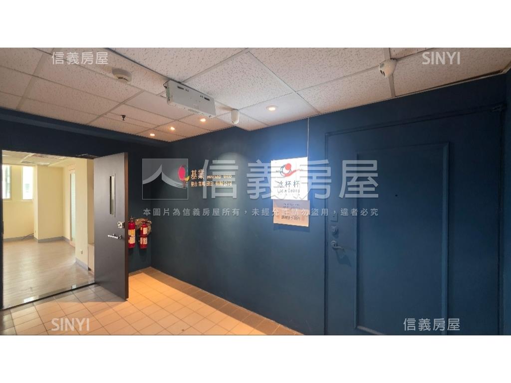一層一戶獨立衛浴辦公室房屋室內格局與周邊環境