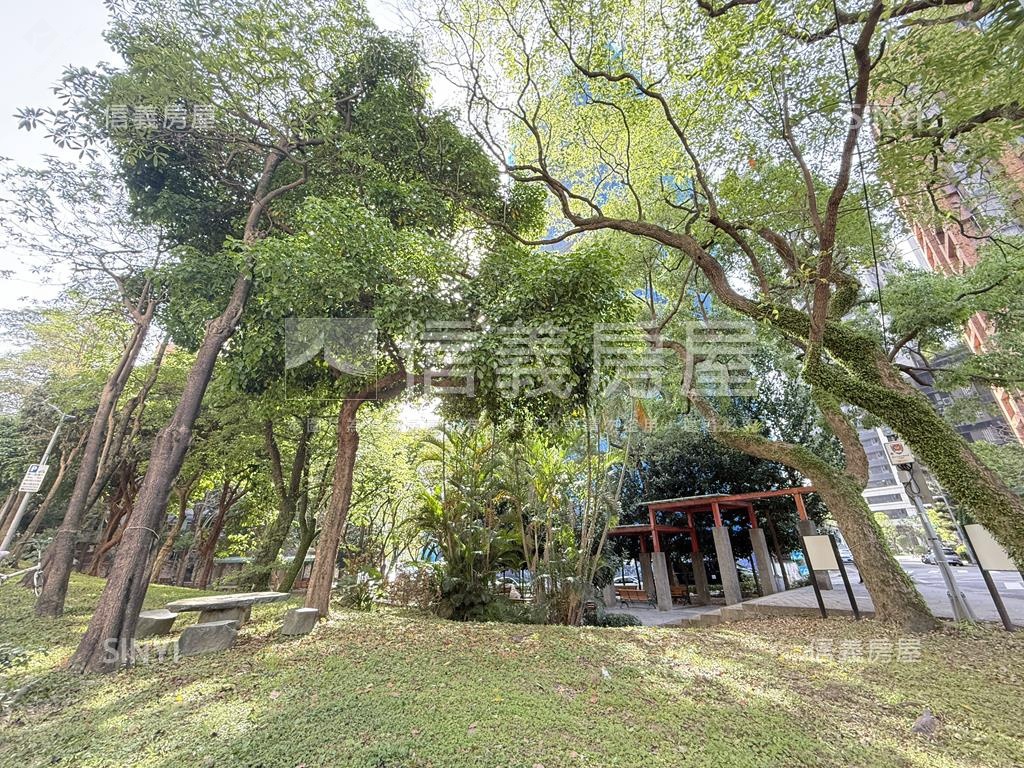 近北流商圈邊間一樓店辦住房屋室內格局與周邊環境