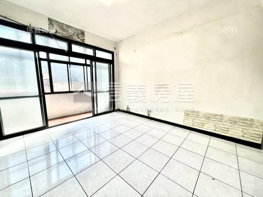 近景安站採光大空間房屋室內格局與周邊環境