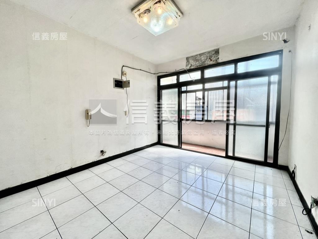 近景安站採光大空間房屋室內格局與周邊環境