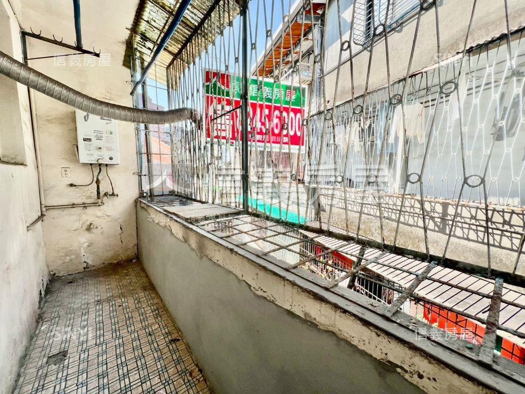 近景安站採光大空間房屋室內格局與周邊環境