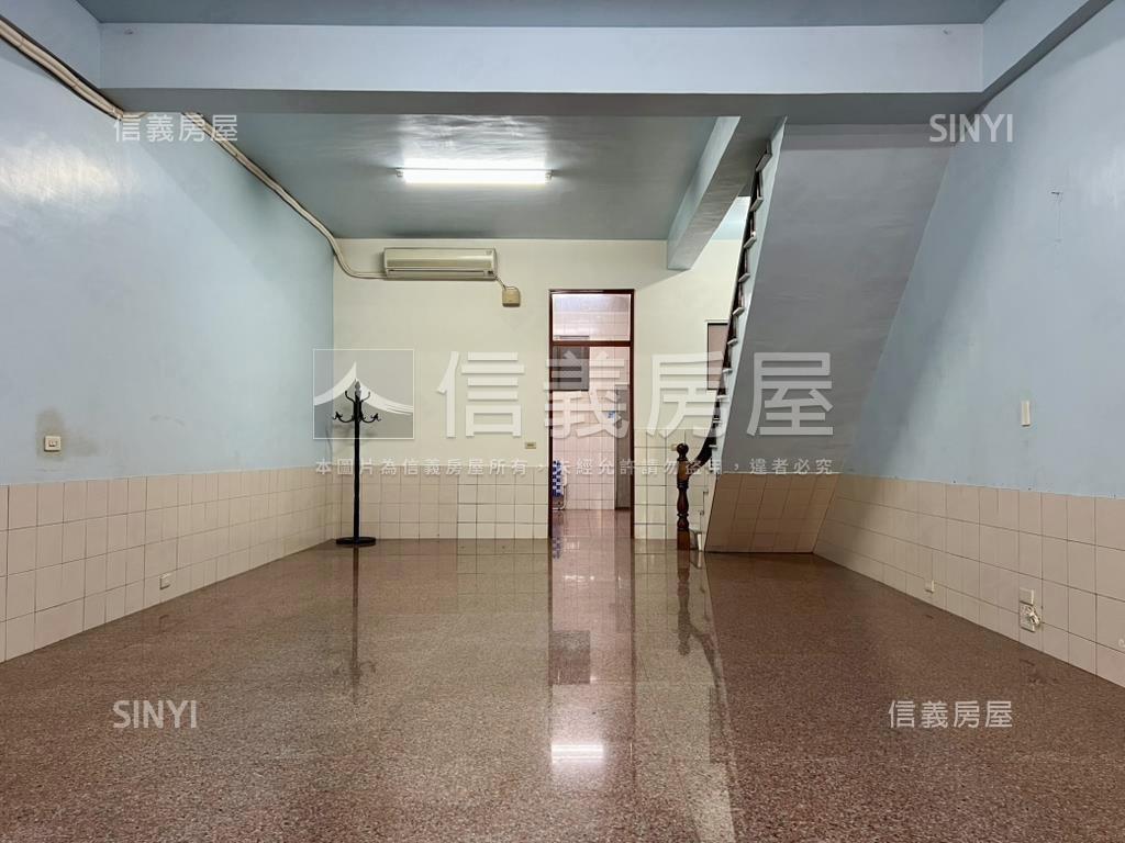 草湖寮約１５米路傳統店住房屋室內格局與周邊環境