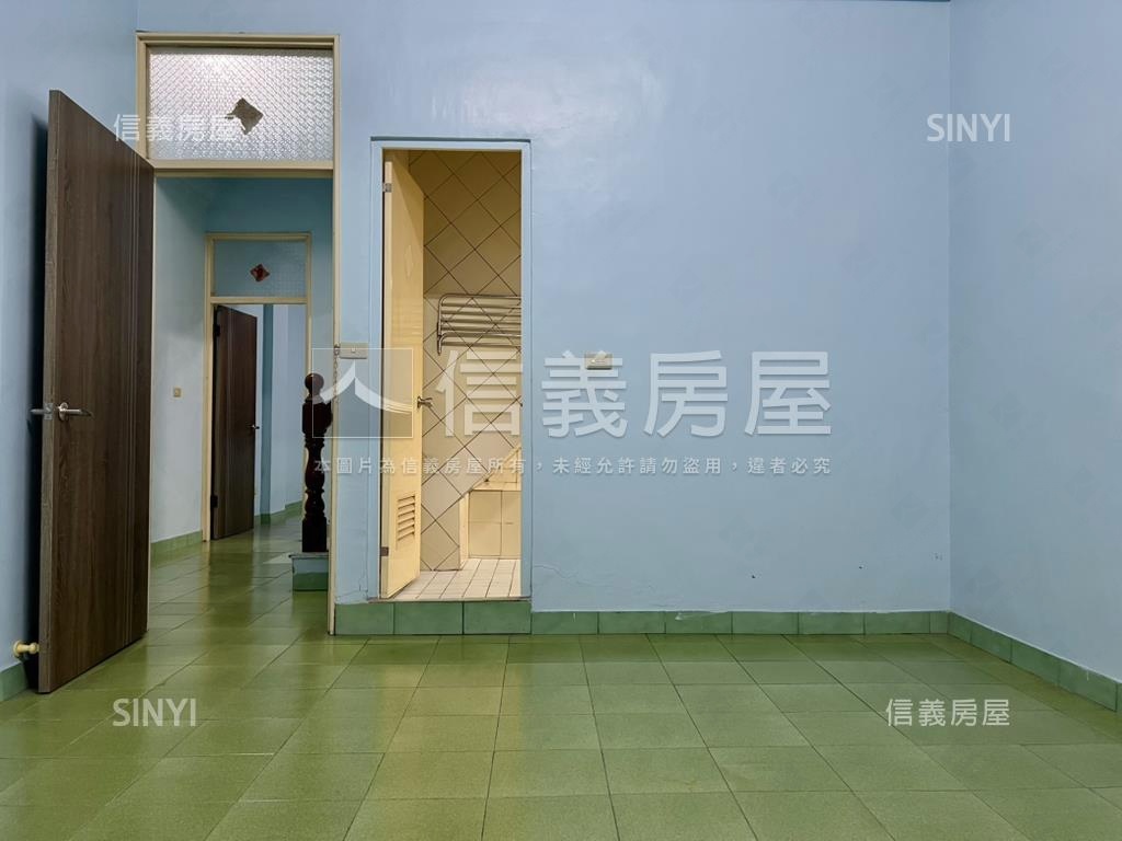 草湖寮約１５米路傳統店住房屋室內格局與周邊環境