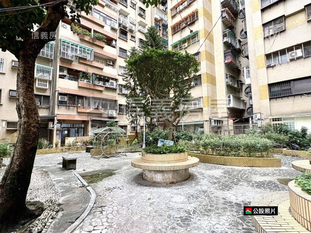 新店中正電梯優質挑高一樓房屋室內格局與周邊環境