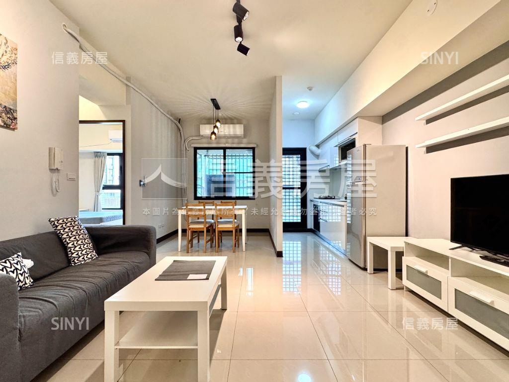 公園首排邊間三房車位房屋室內格局與周邊環境