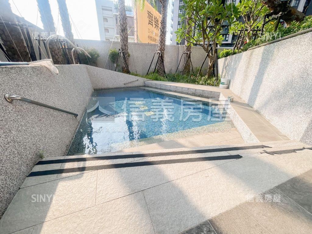 公園首排邊間三房車位房屋室內格局與周邊環境