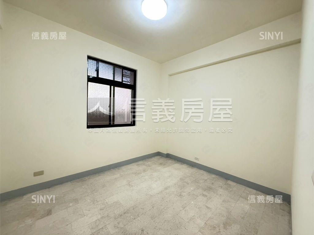 近捷運面寬方正一樓房屋室內格局與周邊環境