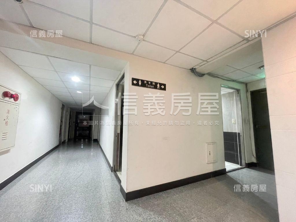 信安國際大樓·小純辦房屋室內格局與周邊環境