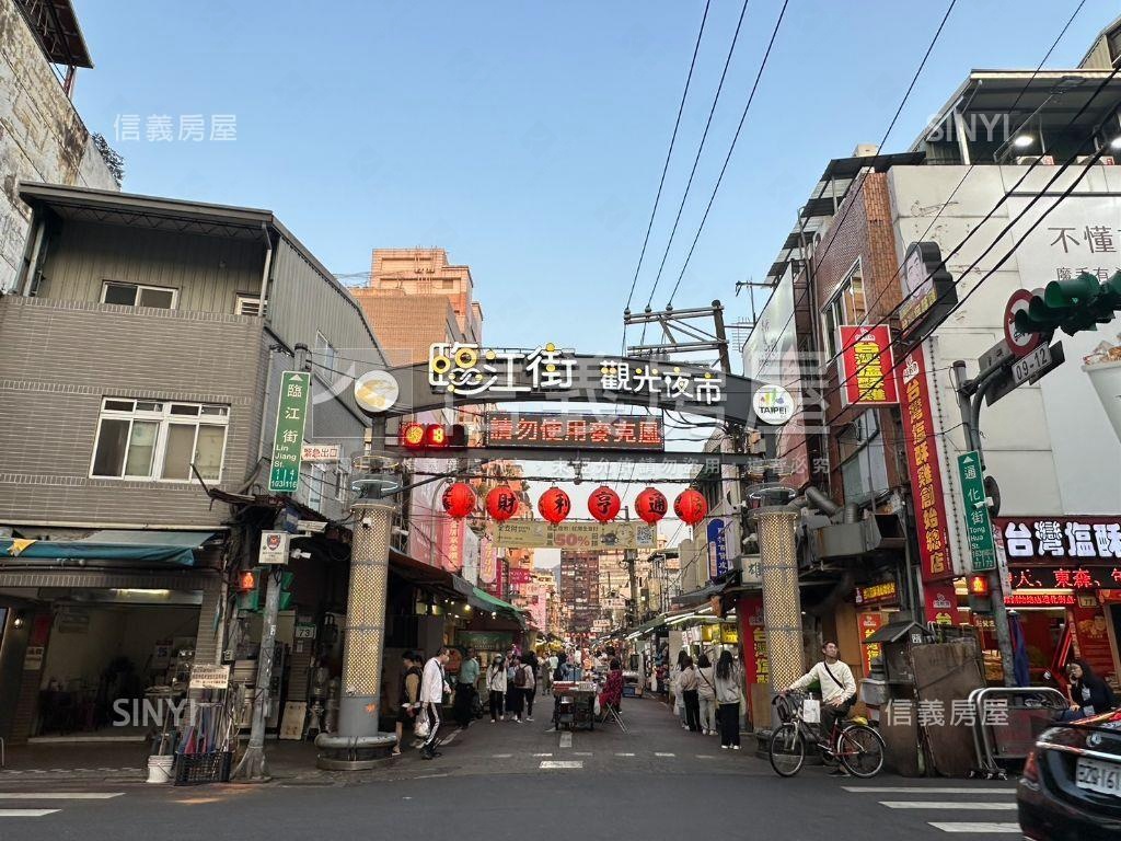 信安國際大樓·小純辦房屋室內格局與周邊環境