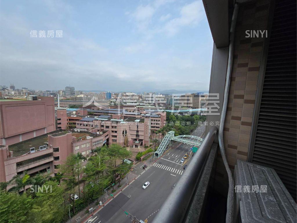 新寶次高樓層景觀戶房屋室內格局與周邊環境