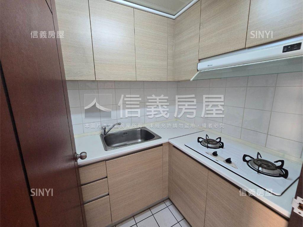 新寶次高樓層景觀戶房屋室內格局與周邊環境