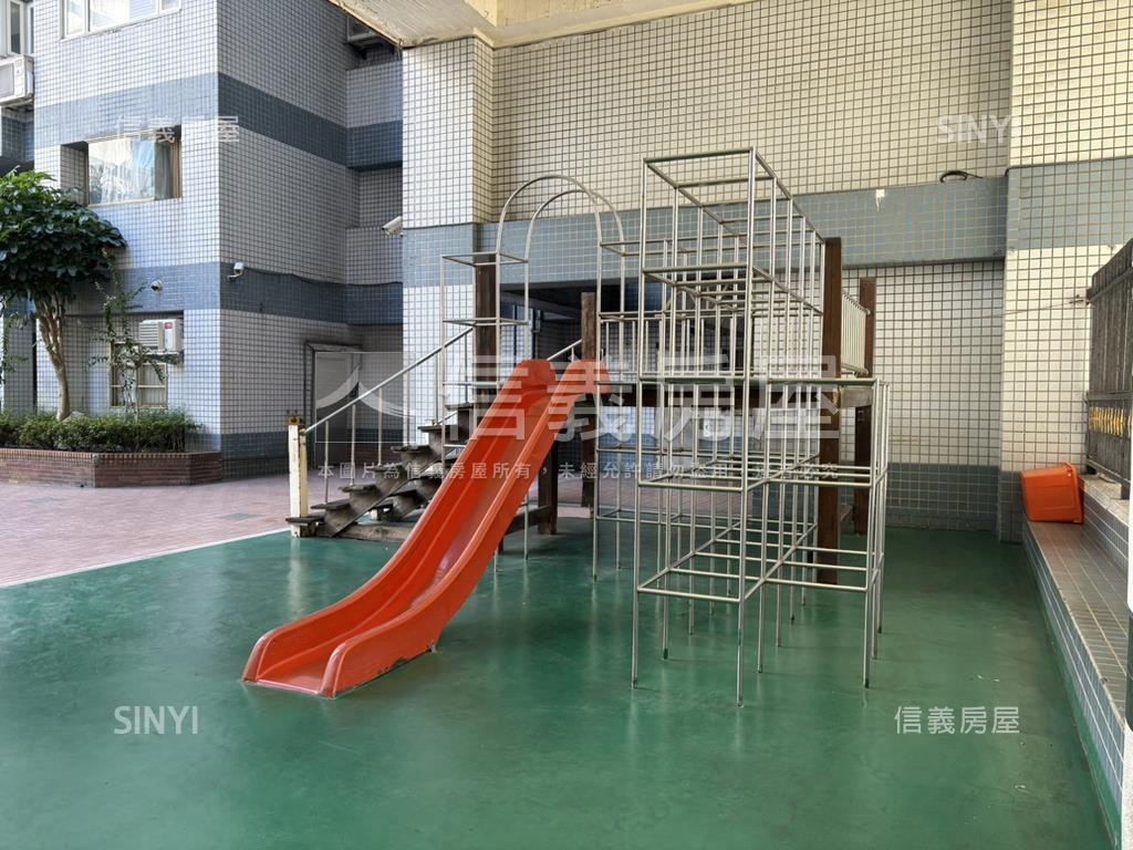 台北加州高樓四房雙車位房屋室內格局與周邊環境