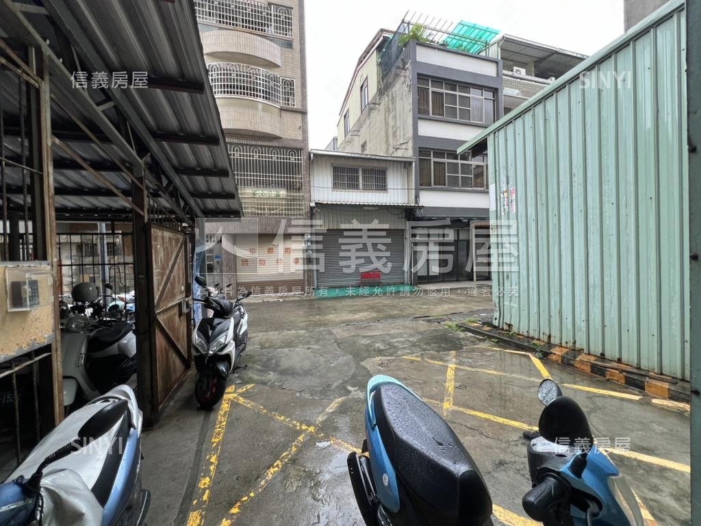 近高雄火車站首排商辦房屋室內格局與周邊環境