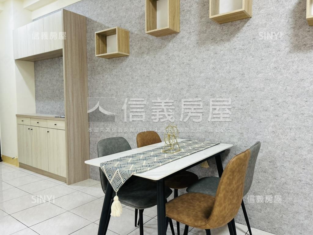 大橋亮麗三房平車房屋室內格局與周邊環境