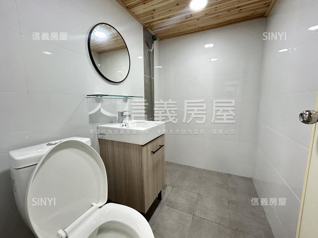 大橋亮麗三房平車房屋室內格局與周邊環境