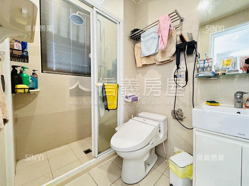 弘頂雅築質感電梯兩房房屋室內格局與周邊環境