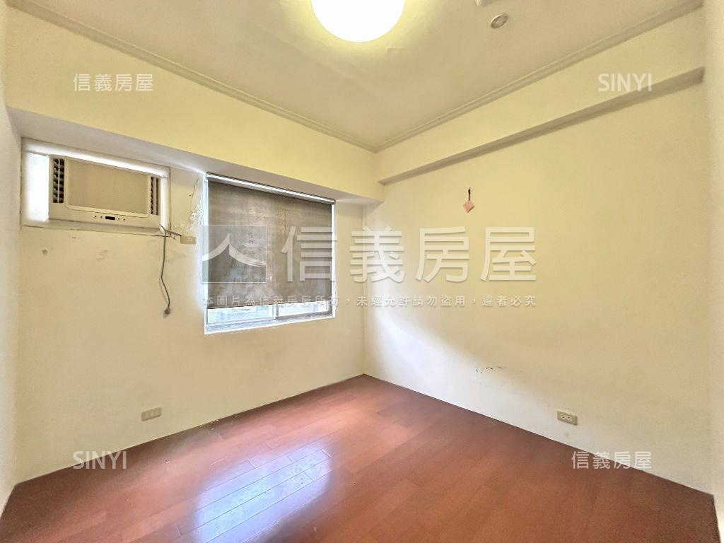 ☆西屯☆低總價三房平車房屋室內格局與周邊環境