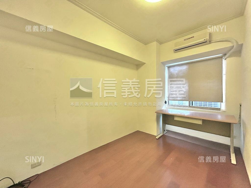 ☆西屯☆低總價三房平車房屋室內格局與周邊環境