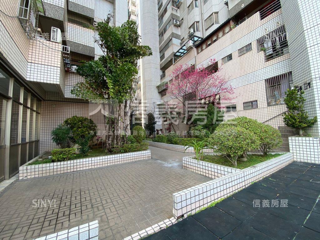 ☆西屯☆低總價三房平車房屋室內格局與周邊環境