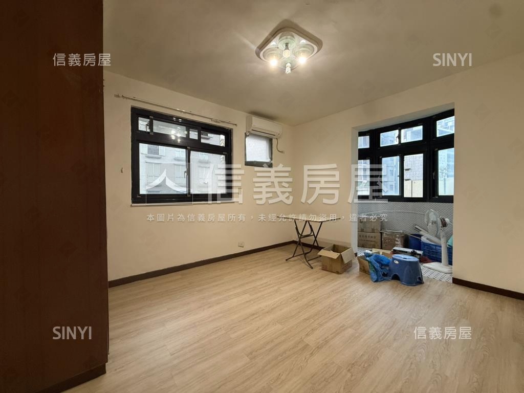 三面採光大使特區大空間房屋室內格局與周邊環境