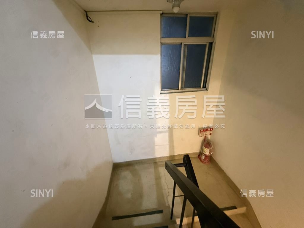 三面採光大使特區大空間房屋室內格局與周邊環境