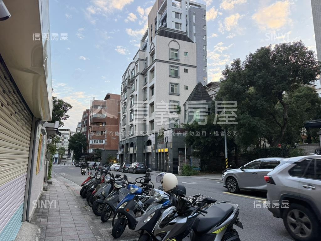 三面採光大使特區大空間房屋室內格局與周邊環境