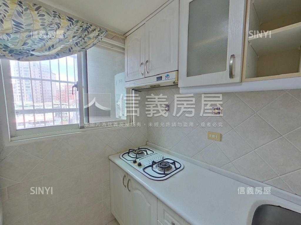 捷運高樓陽光美屋房屋室內格局與周邊環境