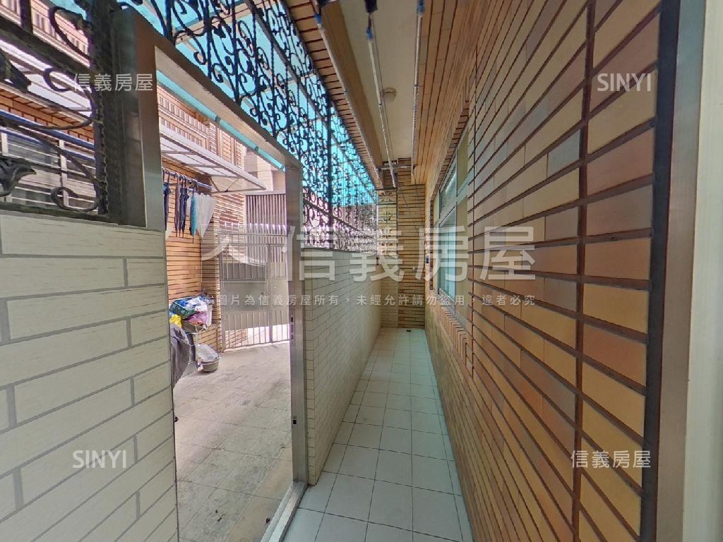 創業民權路三角窗金店面房屋室內格局與周邊環境