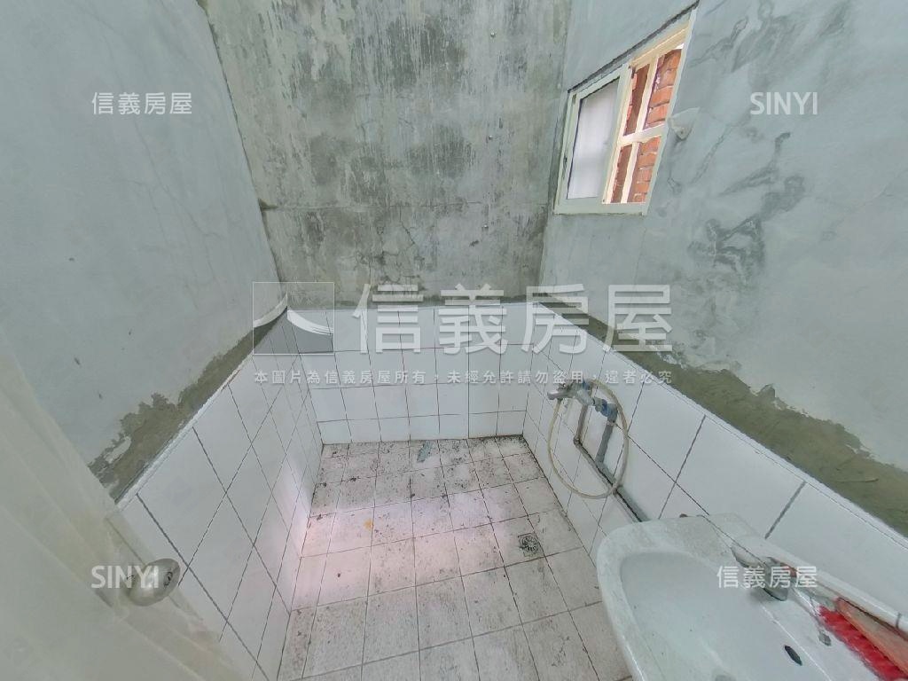 菜市街店面歡迎賞屋房屋室內格局與周邊環境