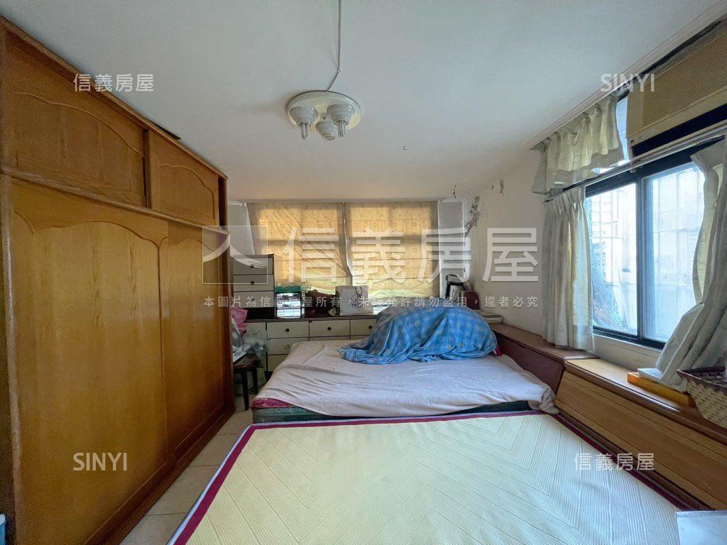 邊間三房公寓房屋室內格局與周邊環境