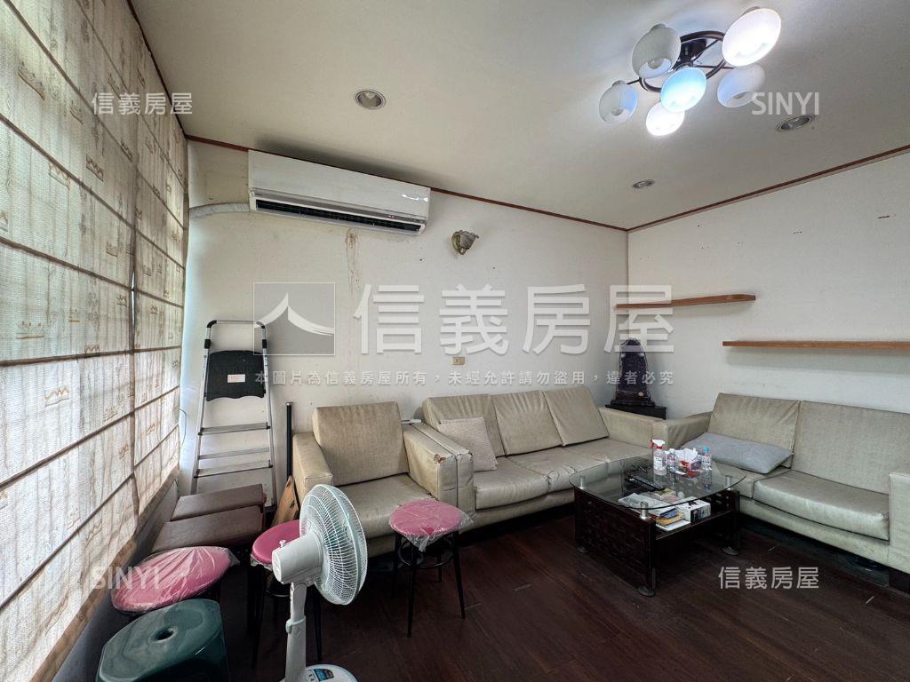 府連路靜巷庭院透天房屋室內格局與周邊環境