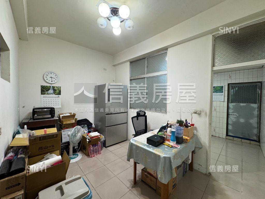 府連路靜巷庭院透天房屋室內格局與周邊環境