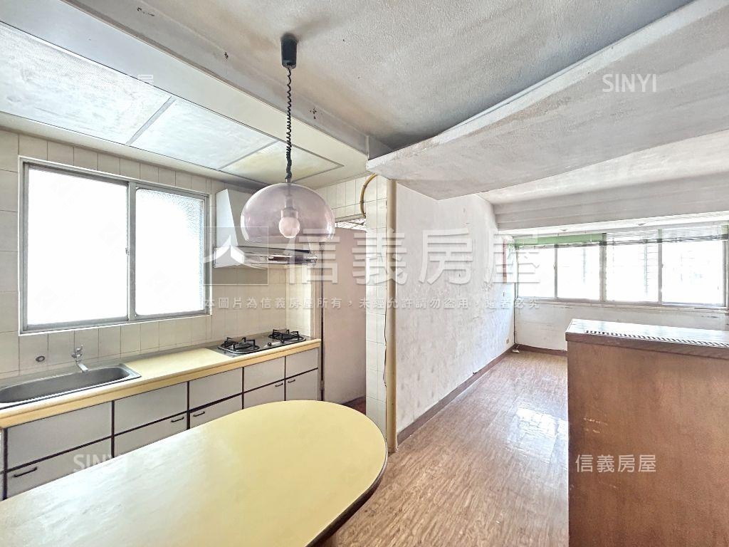 美村美三房房屋室內格局與周邊環境