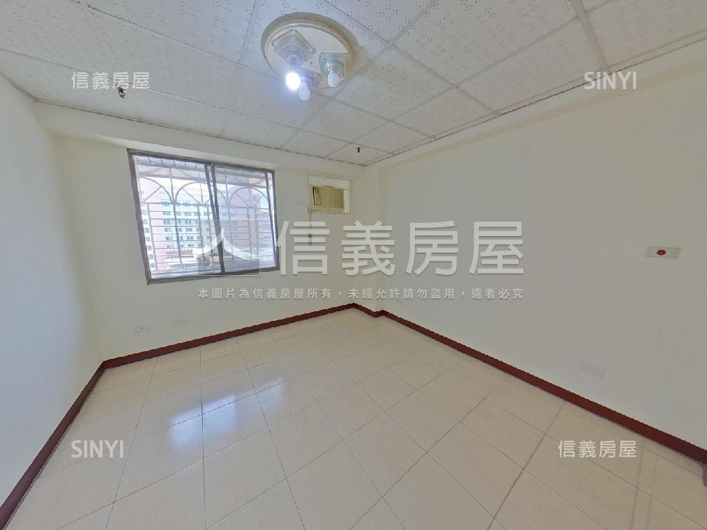 近東榮路視野三房附車位房屋室內格局與周邊環境