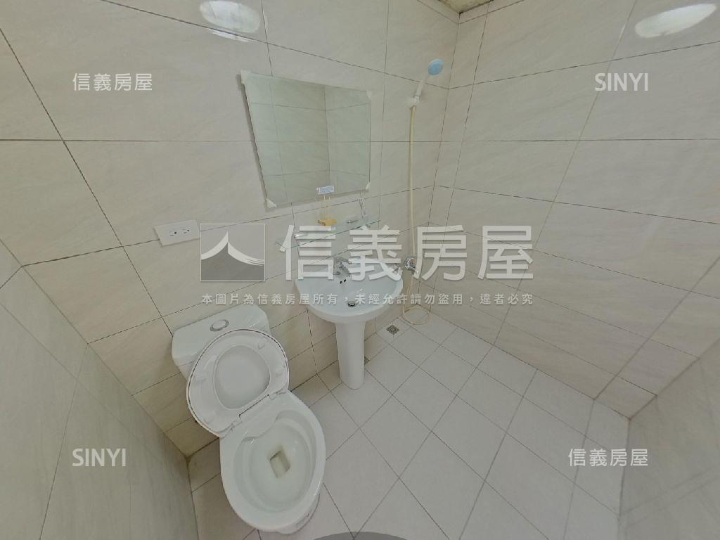 近東榮路視野三房附車位房屋室內格局與周邊環境