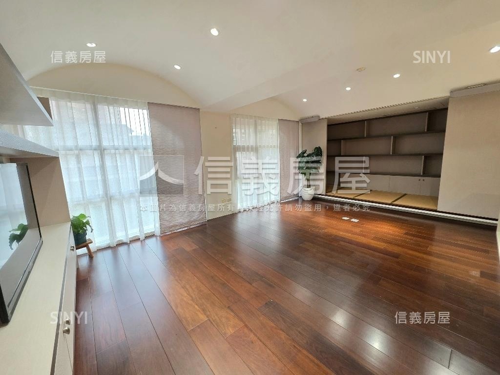 計畫區太平洋凱旋Ａ區房屋室內格局與周邊環境