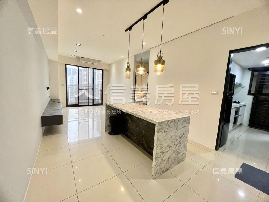 佳泰一景裝潢美屋房屋室內格局與周邊環境