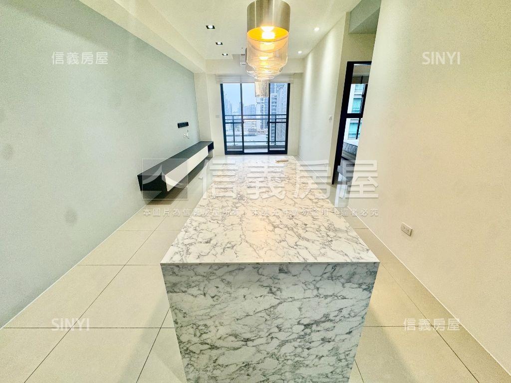 佳泰一景裝潢美屋房屋室內格局與周邊環境